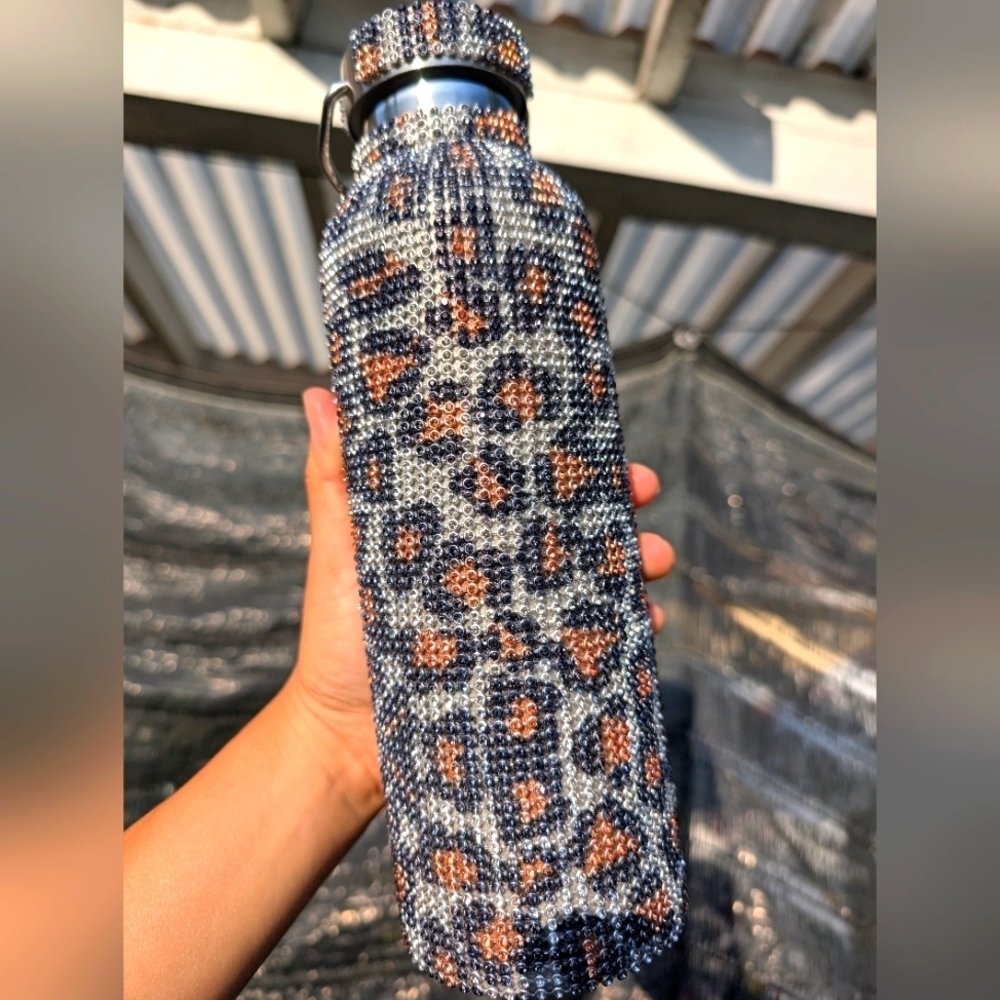 New Stylish Leopard Print Water Bottle - Picture 2 of 4